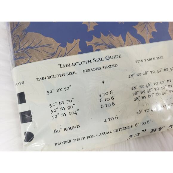 Vintage Sultans Linens Christmas Vinyl Table Cloth Poinsettia Square Kitschy - Picture 6 of 6